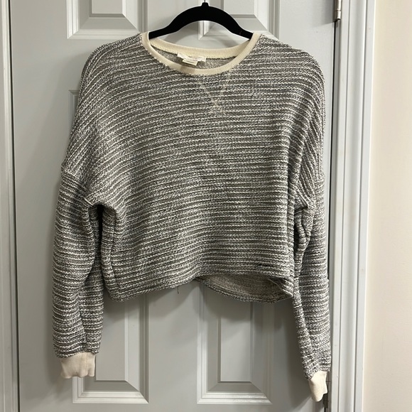 URBAN Romantics Sweaters - Womens Cropped Urban Romantics Sweater